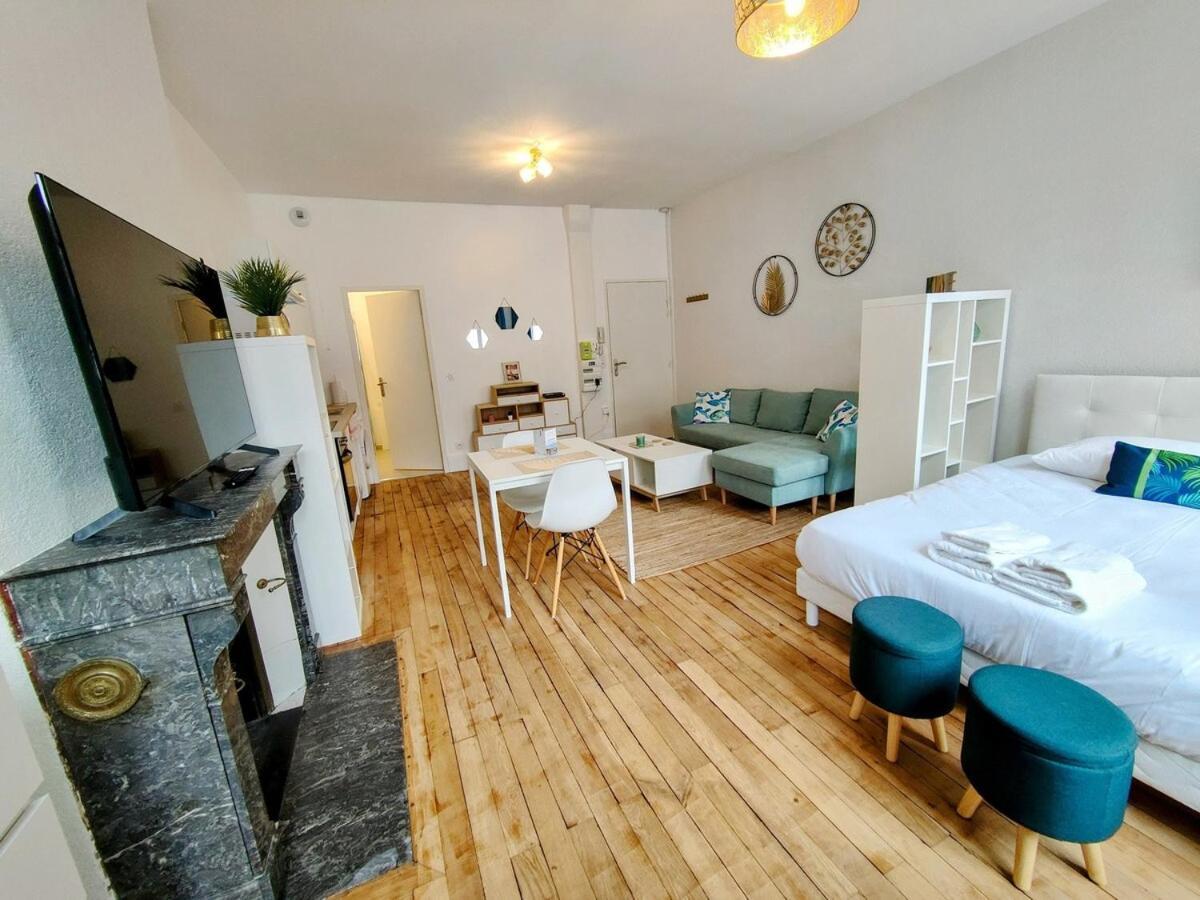 Apartment Paris Iv - Sejour A Auxerre